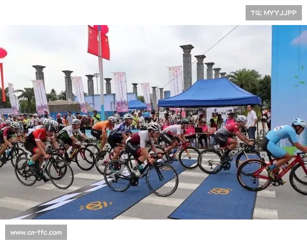 环广西女子世巡赛十月南宁激情开赛巾帼骑手竞速展风采