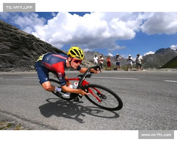 环穆尔西亚升级多日赛，皮德科克领衔阿登车手热身